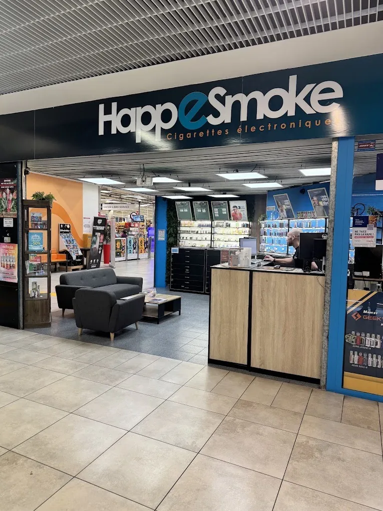 Vitrine du magasin HappeSmoke Beaucaire